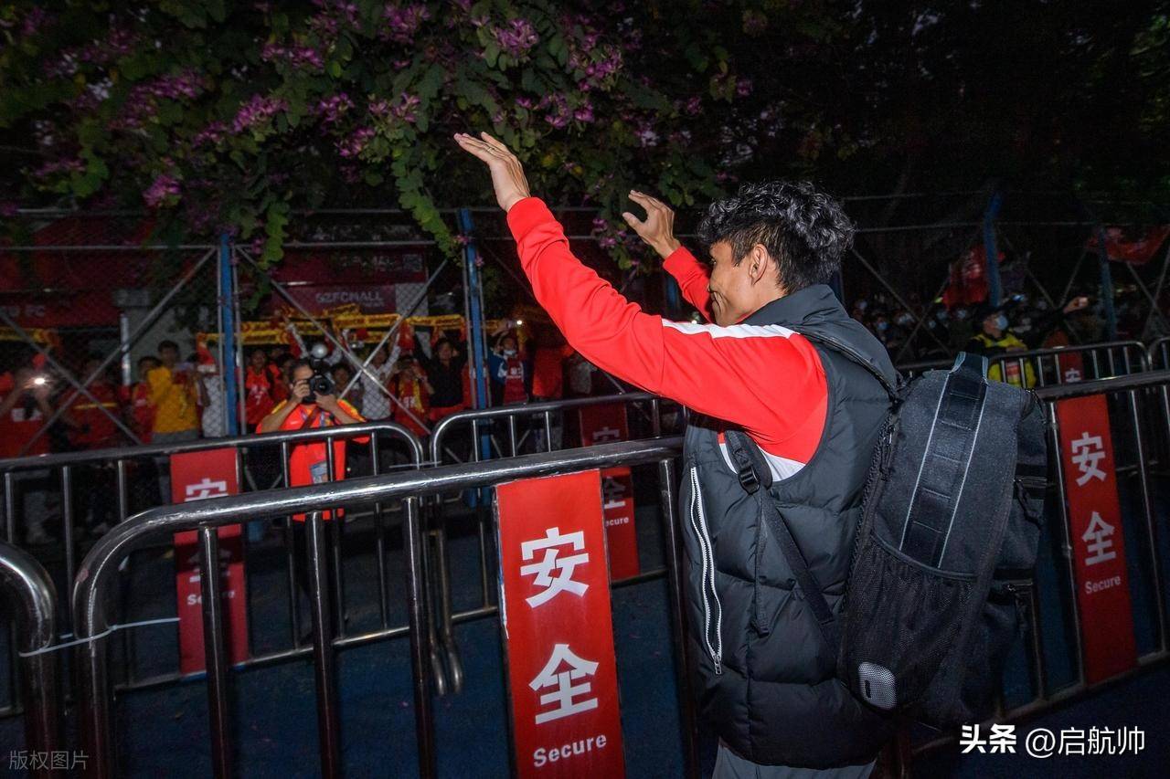 关于广州队发布备战花絮，今晨迎来里程碑，NBA常规赛任务艰巨，球队文化再被提及的信息-九游体育