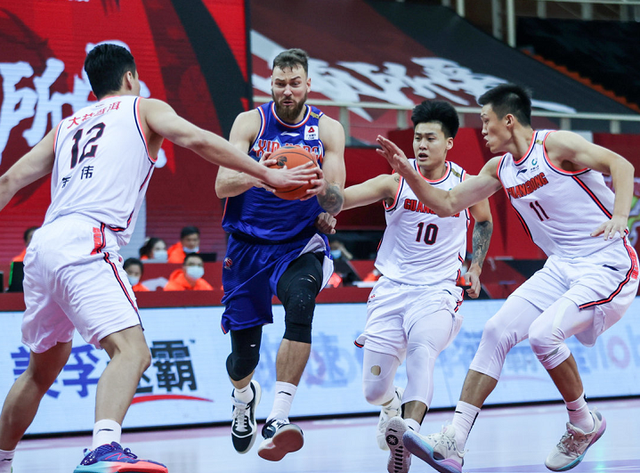 CBA季后赛倒计时，罗马国际比赛日战术微调，细节引发关注，信心回归，细节决定成败